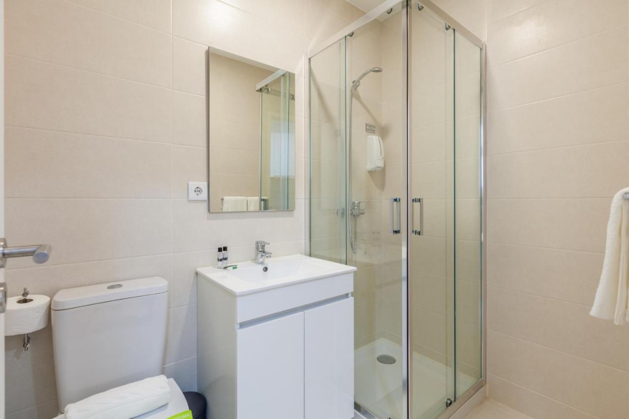 Villa Apartments & Suites 波尔图 外观 照片