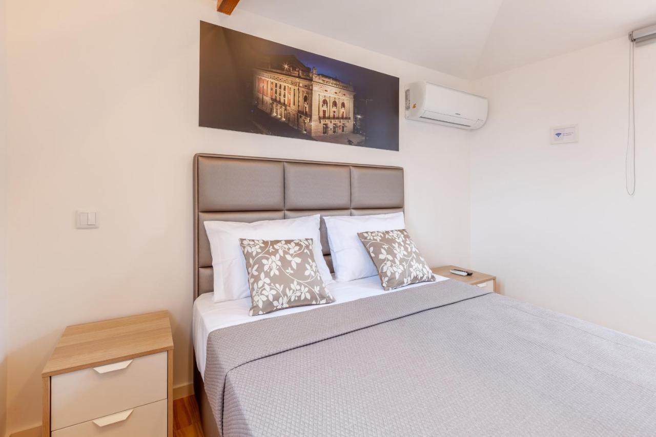 Villa Apartments & Suites 波尔图 外观 照片